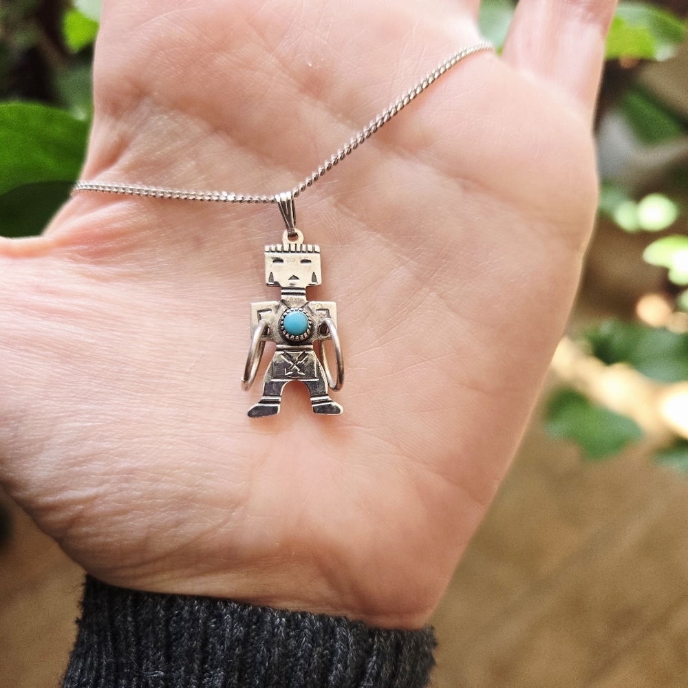 Vintage 925 Sterling Silver Navajo Native American Turquoise Tribal Man Necklace - Picture 10 of 15